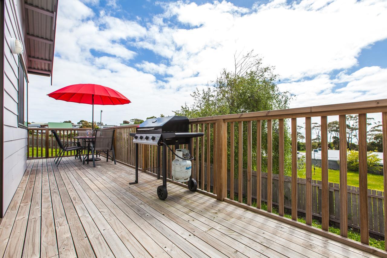 Bircoo Cottage Beach And Golf Getaway Bridport Exterior photo